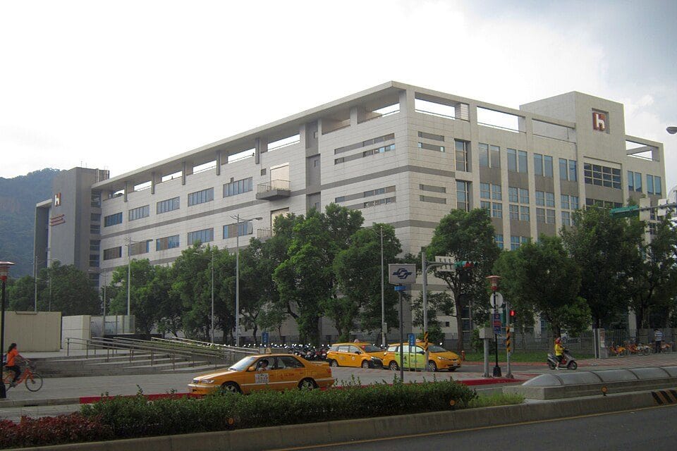 Foxconn Deepens India Assembly Push as Apple Diversifies Away From China