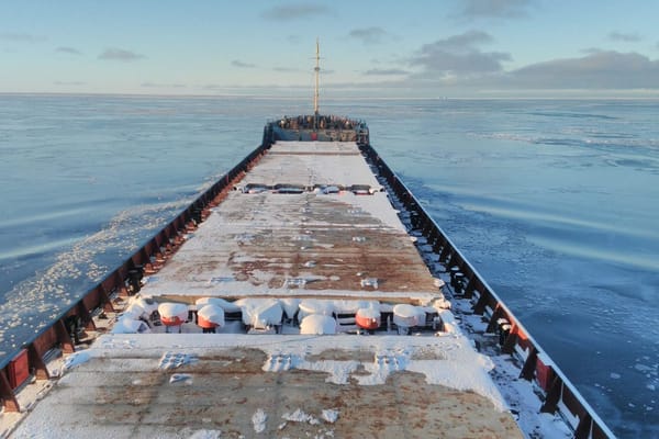 South Korea and China Send First Simultaneous Container Ships Through Russia's Arctic Route